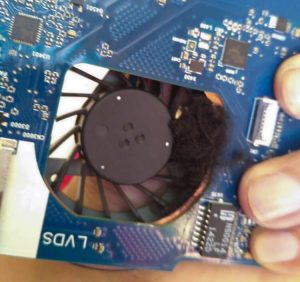 Laptop tiba-tiba mati sendiri padahal baterai penuh ...